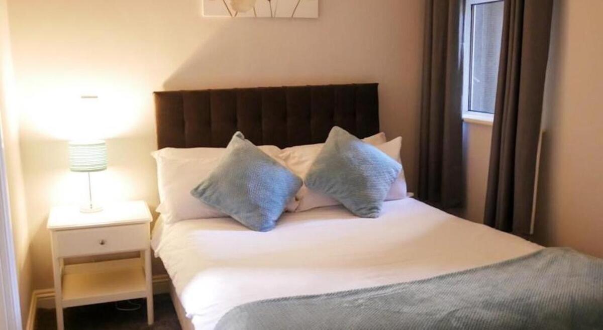 Wood Green Budget Rooms - Next To Mall & Metro Station - 10 Min To City Center Londres Extérieur photo