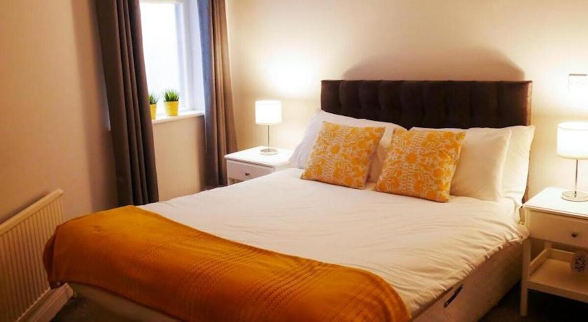 Wood Green Budget Rooms - Next To Mall & Metro Station - 10 Min To City Center Londres Extérieur photo