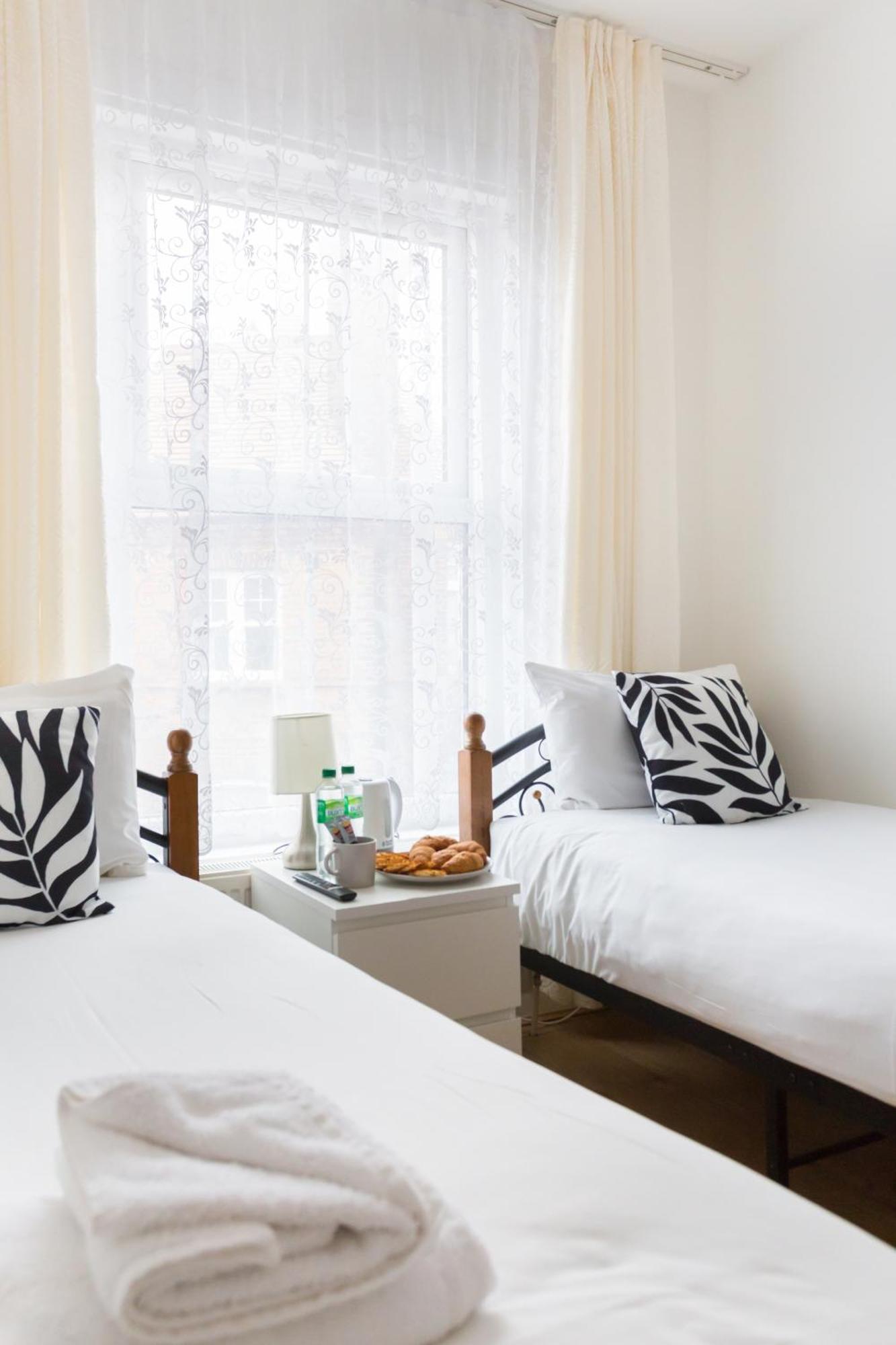 Wood Green Budget Rooms - Next To Mall & Metro Station - 10 Min To City Center Londres Extérieur photo