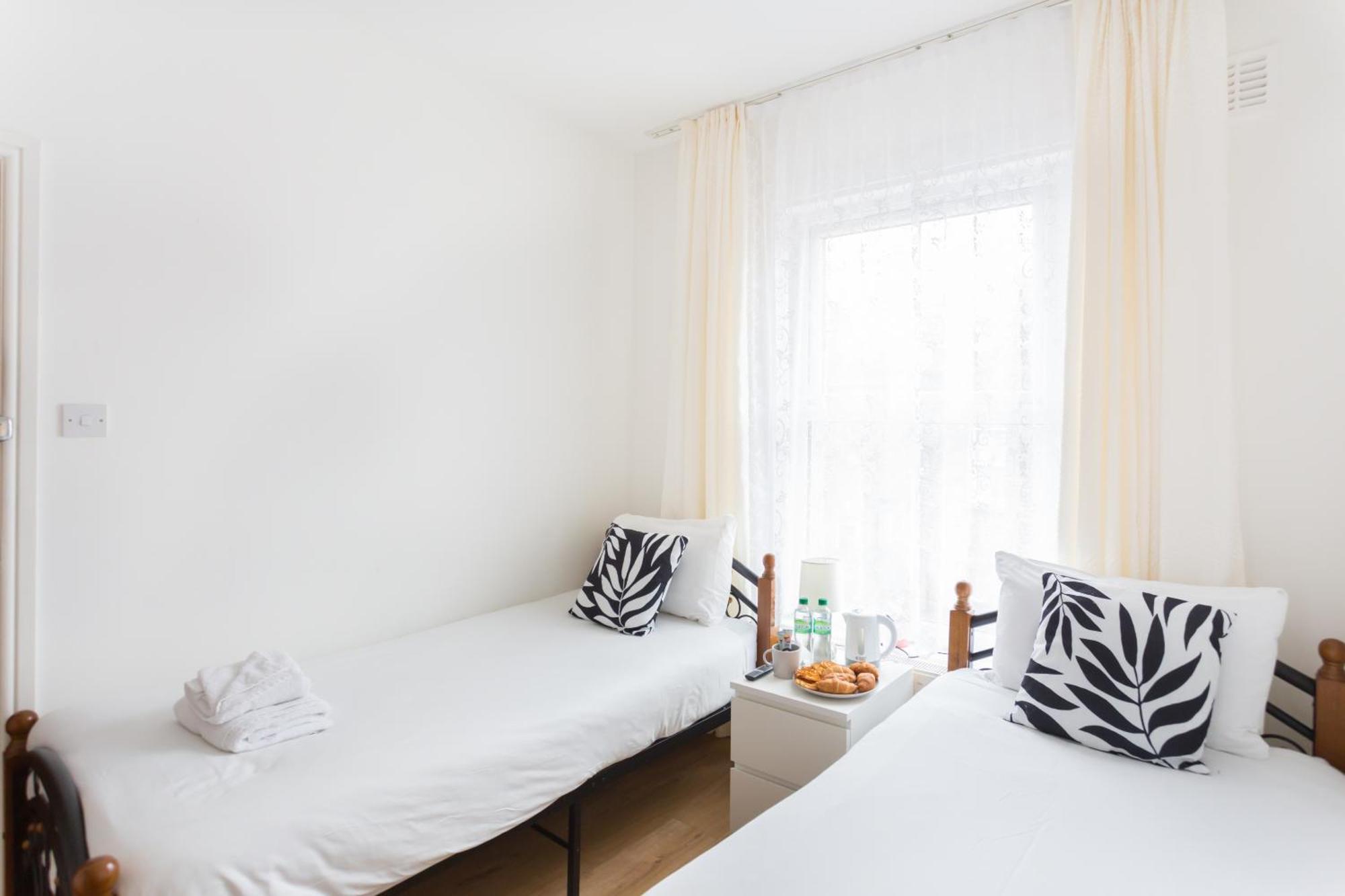 Wood Green Budget Rooms - Next To Mall & Metro Station - 10 Min To City Center Londres Extérieur photo
