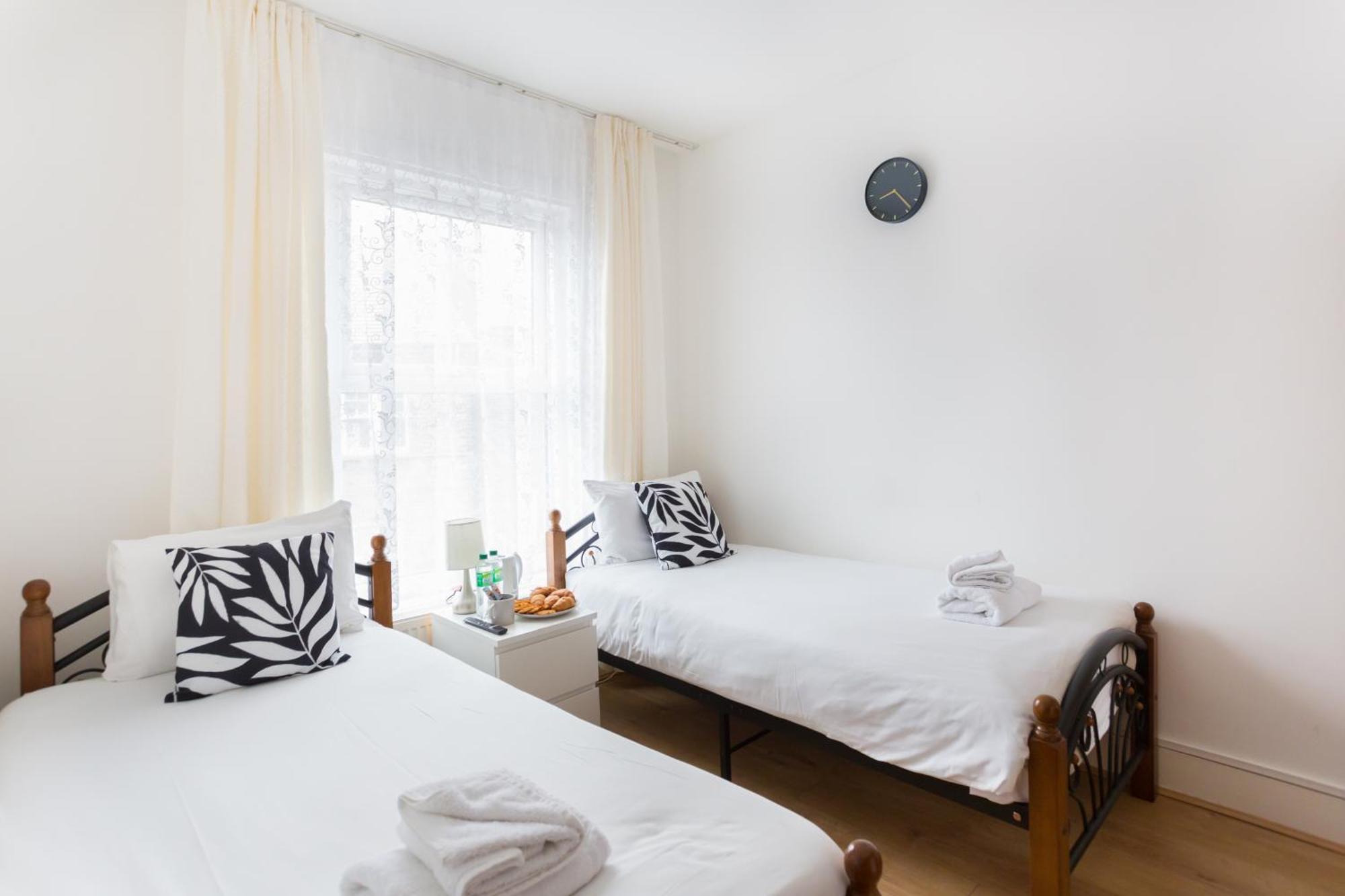 Wood Green Budget Rooms - Next To Mall & Metro Station - 10 Min To City Center Londres Extérieur photo