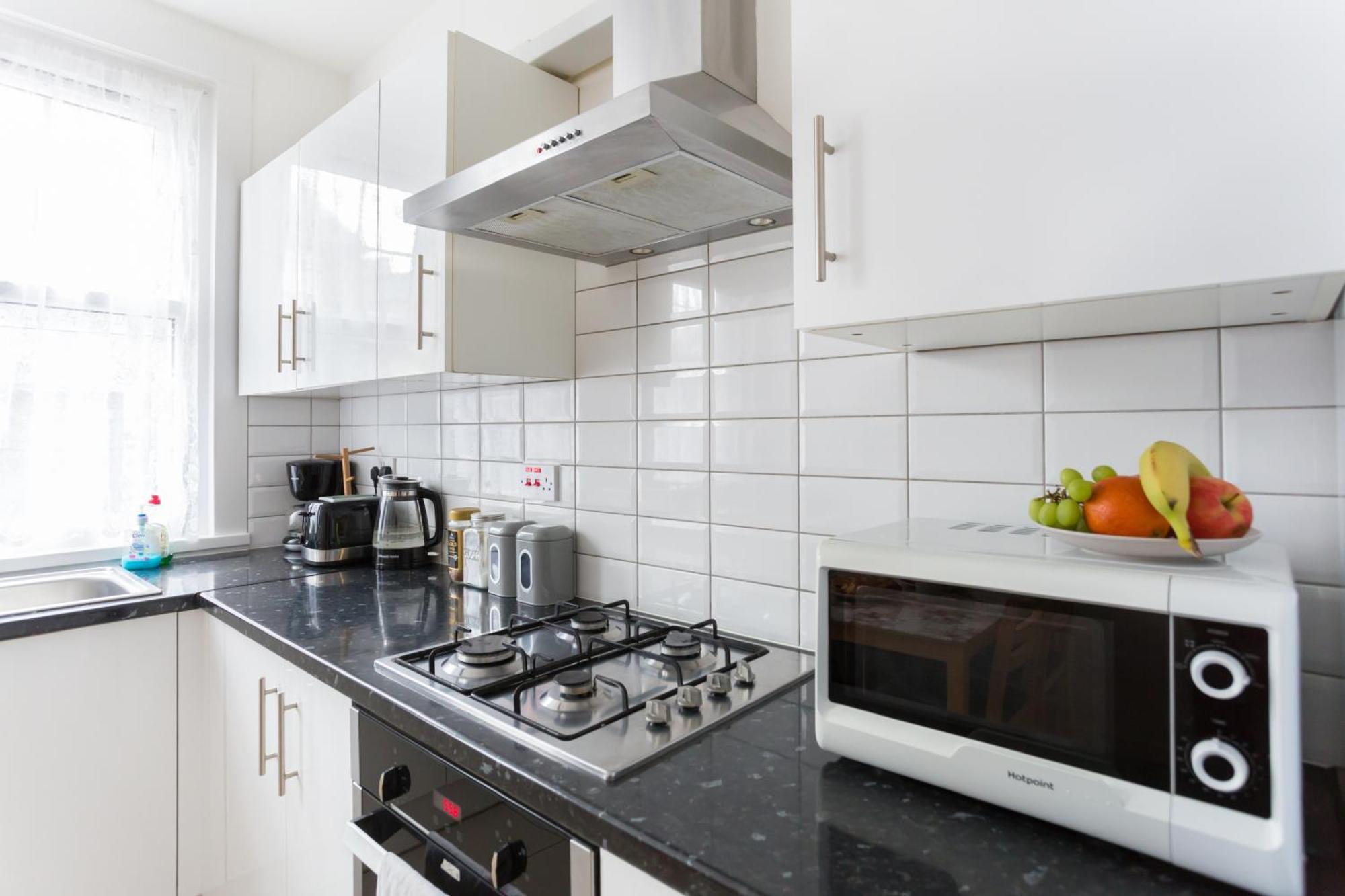 Wood Green Budget Rooms - Next To Mall & Metro Station - 10 Min To City Center Londres Extérieur photo